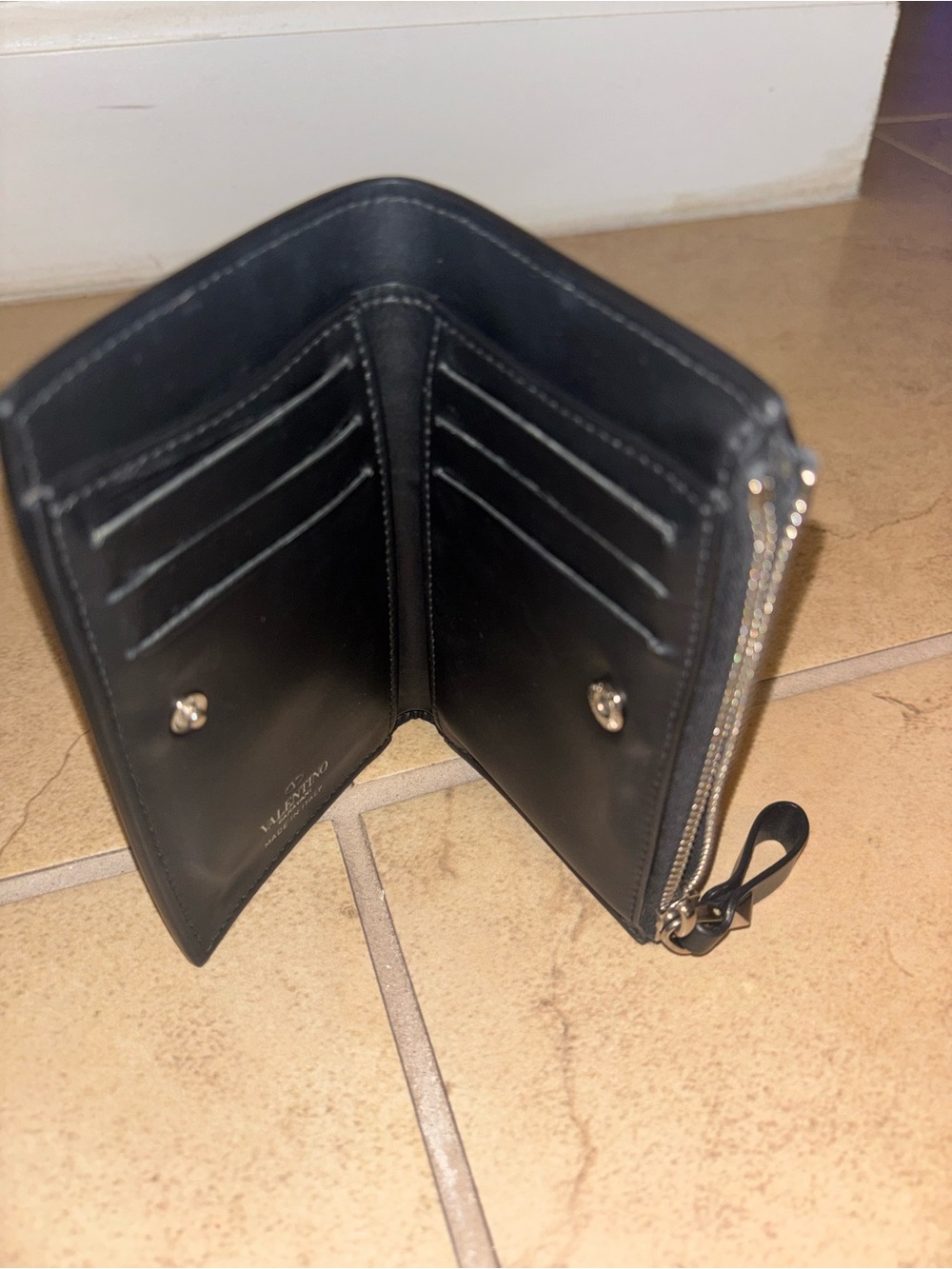 Valentino Garavani wallet - Picture 4 of 9
